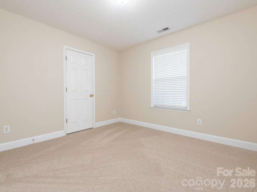 8415 Quail Hollow Drive, Harrisburg, NC 28075.  MLS# CAR4424111, YatesRealty ID 54022. 