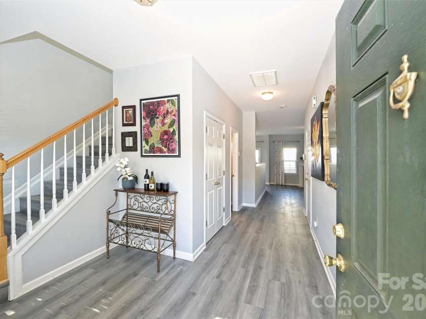 13623 Singleleaf Lane, Charlotte, NC 28278.  MLS# CAR4429494, YatesRealty ID 54024. 