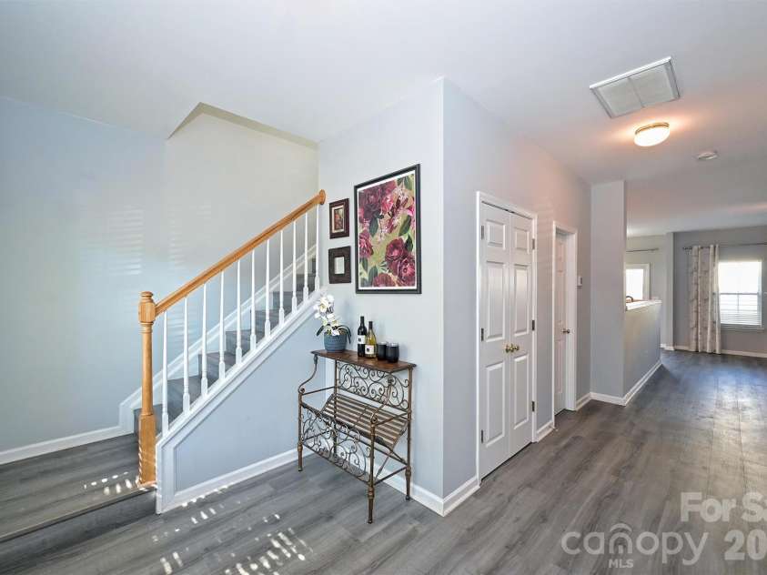 13623 Singleleaf Lane, Charlotte, NC 28278.  MLS# CAR4429494, YatesRealty ID 54024. 