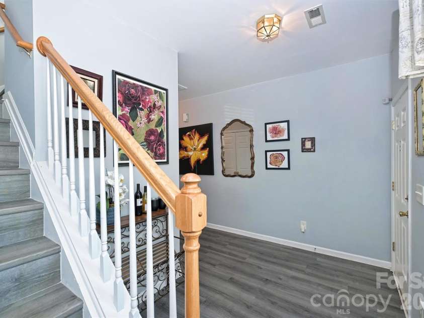 13623 Singleleaf Lane, Charlotte, NC 28278.  MLS# CAR4429494, YatesRealty ID 54024. 