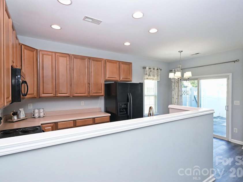 13623 Singleleaf Lane, Charlotte, NC 28278.  MLS# CAR4429494, YatesRealty ID 54024. 