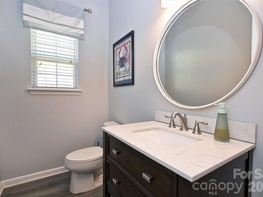 13623 Singleleaf Lane, Charlotte, NC 28278.  MLS# CAR4429494, YatesRealty ID 54024. 