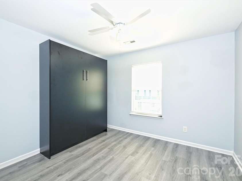 13623 Singleleaf Lane, Charlotte, NC 28278.  MLS# CAR4429494, YatesRealty ID 54024. 