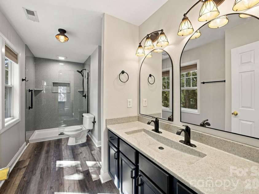 1513 Bucklebury Court, Charlotte, NC 28269.  MLS# CAR4428259, YatesRealty ID 54028. 