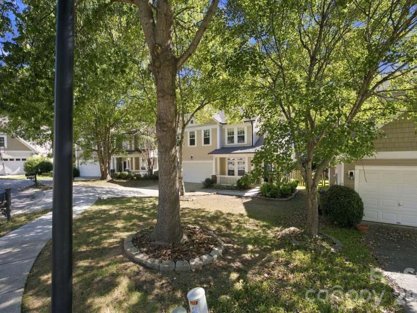 1513 Bucklebury Court, Charlotte, NC 28269.  MLS# CAR4428259, YatesRealty ID 54028. 