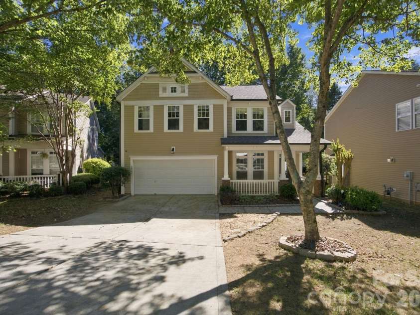 1513 Bucklebury Court, Charlotte, NC 28269.  MLS# CAR4428259, YatesRealty ID 54028. 