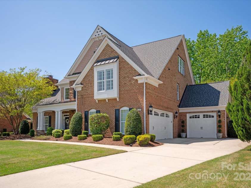 2610 Creek Manor Drive, Waxhaw, NC 28173.  MLS# CAR4244387, YatesRealty ID 5403. 