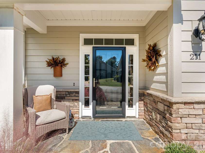 211 Towne Place Drive, Hendersonville, NC 28792.  MLS# CAR4429007, YatesRealty ID 54033. 