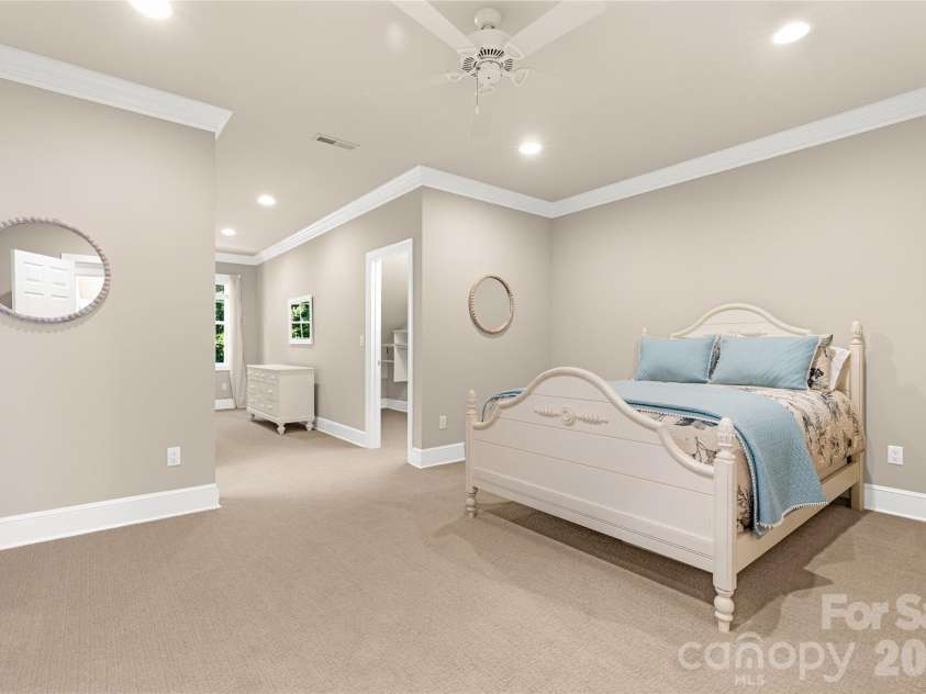 211 Towne Place Drive, Hendersonville, NC 28792.  MLS# CAR4429007, YatesRealty ID 54033. 