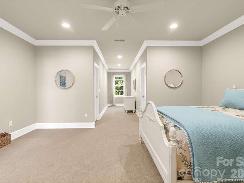 211 Towne Place Drive, Hendersonville, NC 28792.  MLS# CAR4429007, YatesRealty ID 54033. 
