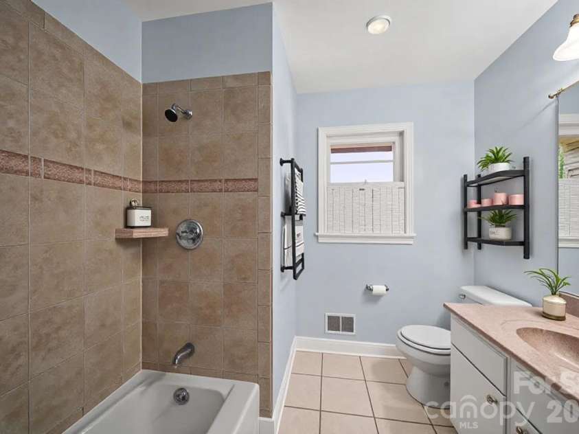 3029 Rosehill Drive, Charlotte, NC 28212.  MLS# CAR4417445, YatesRealty ID 54036. Guest Bathroom VIRTUAL Staging only