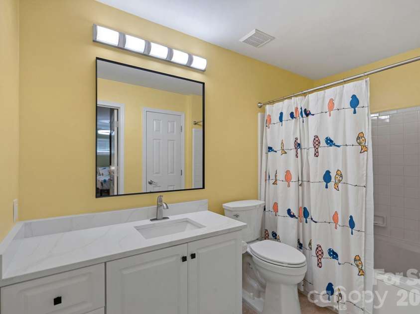 103 Pier 33 Drive, Mooresville, NC 28117.  MLS# CAR4403994, YatesRealty ID 54037. Full Bath #2- updates in 2026