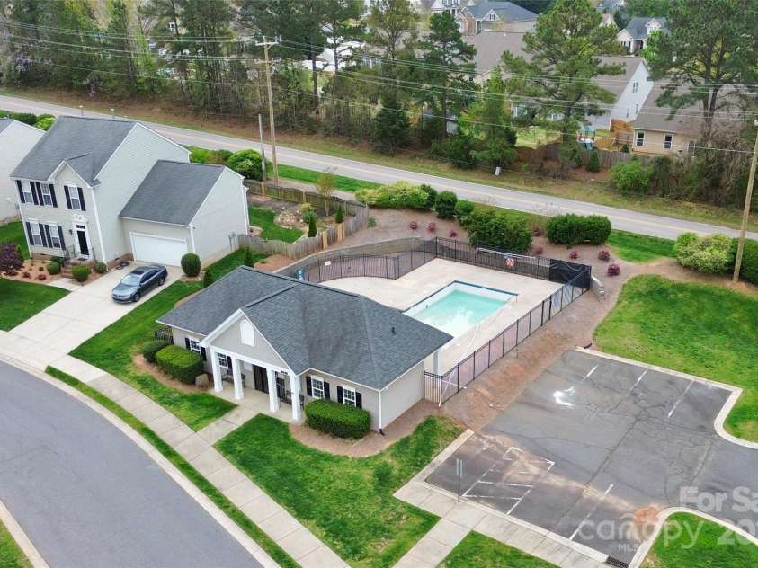 4086 Buckingham Drive, Fort Mill, SC 29707.  MLS# CAR4243764, YatesRealty ID 5404. Community pool and cabana