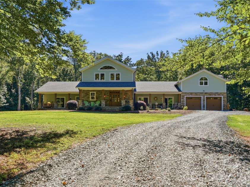 317 Windmill Lane, Waxhaw, NC 28173.  MLS# CAR4429362, YatesRealty ID 54041. View entering in from circular driveway