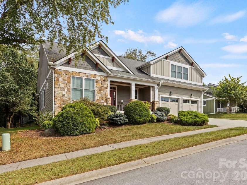100 Barnrock Drive, Mills River, NC 28759.  MLS# CAR4429415, YatesRealty ID 54043. 