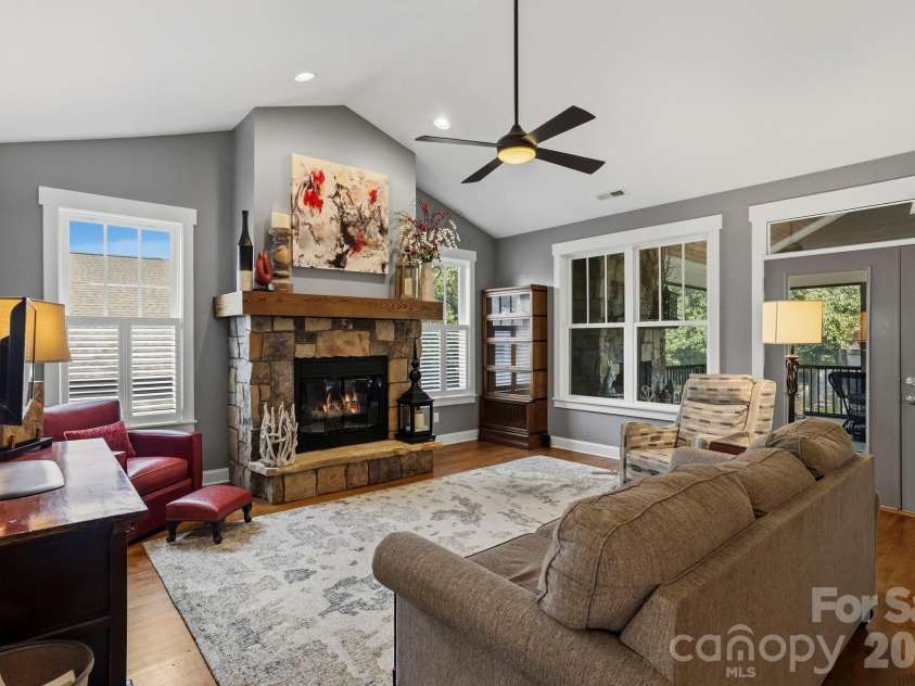 100 Barnrock Drive, Mills River, NC 28759.  MLS# CAR4429415, YatesRealty ID 54043. 