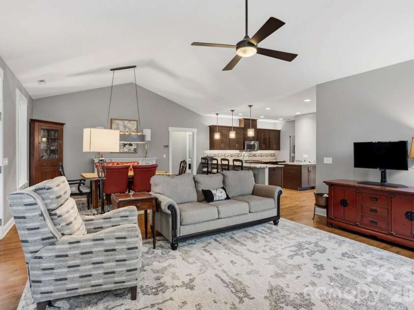 100 Barnrock Drive, Mills River, NC 28759.  MLS# CAR4429415, YatesRealty ID 54043. 