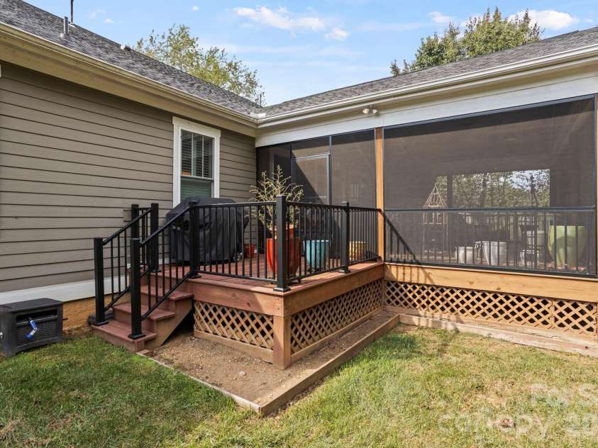 100 Barnrock Drive, Mills River, NC 28759.  MLS# CAR4429415, YatesRealty ID 54043. 