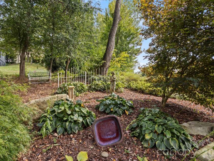 100 Barnrock Drive, Mills River, NC 28759.  MLS# CAR4429415, YatesRealty ID 54043. 