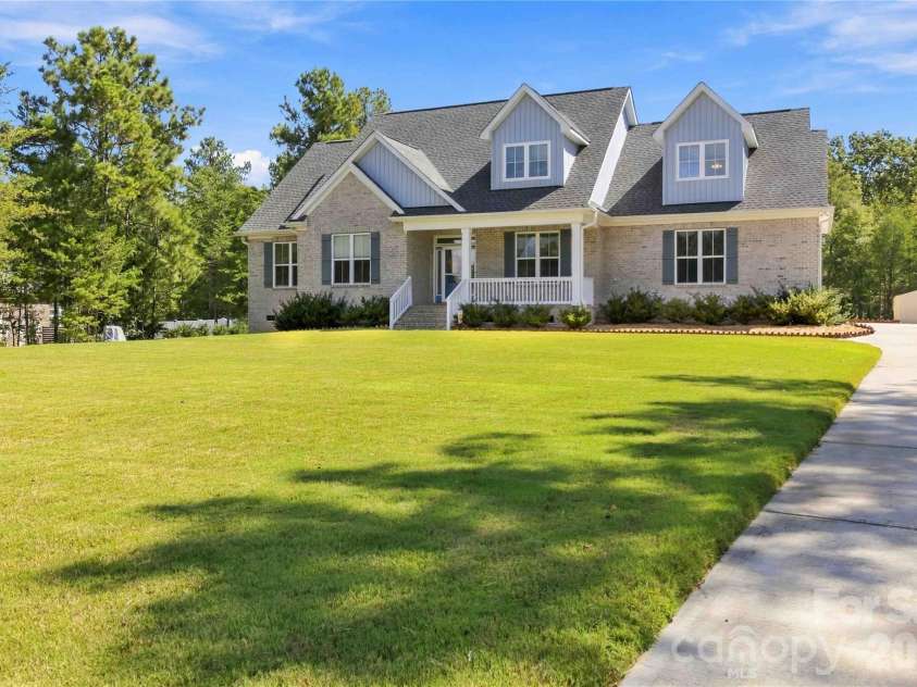 418 Kingsburry Road, Clover, SC 29710.  MLS# CAR4429491, YatesRealty ID 54044. 