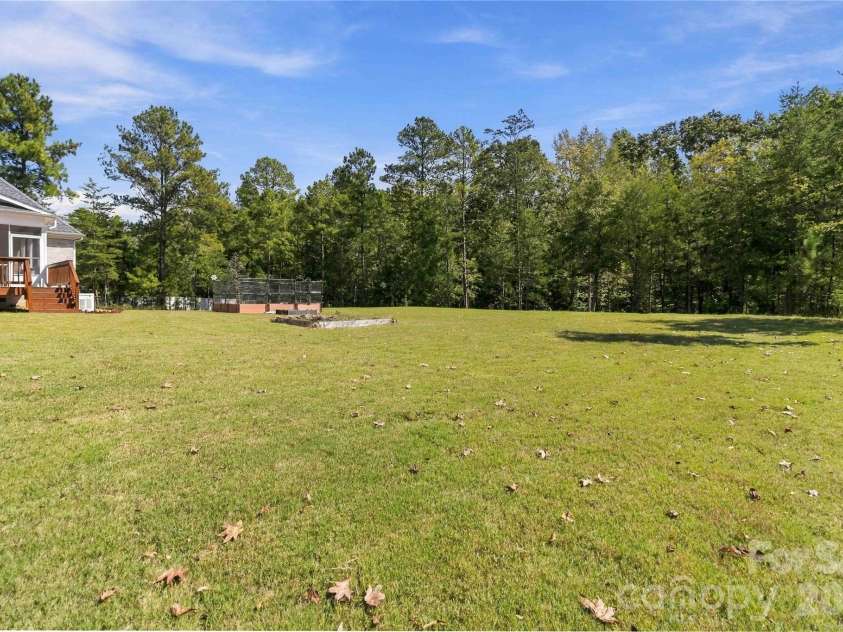 418 Kingsburry Road, Clover, SC 29710.  MLS# CAR4429491, YatesRealty ID 54044. 