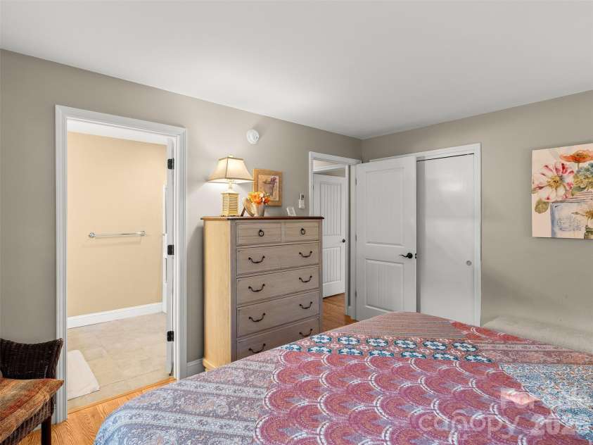 537 Winchester Creek Road, Waynesville, NC 28786.  MLS# CAR4429547, YatesRealty ID 54045. 