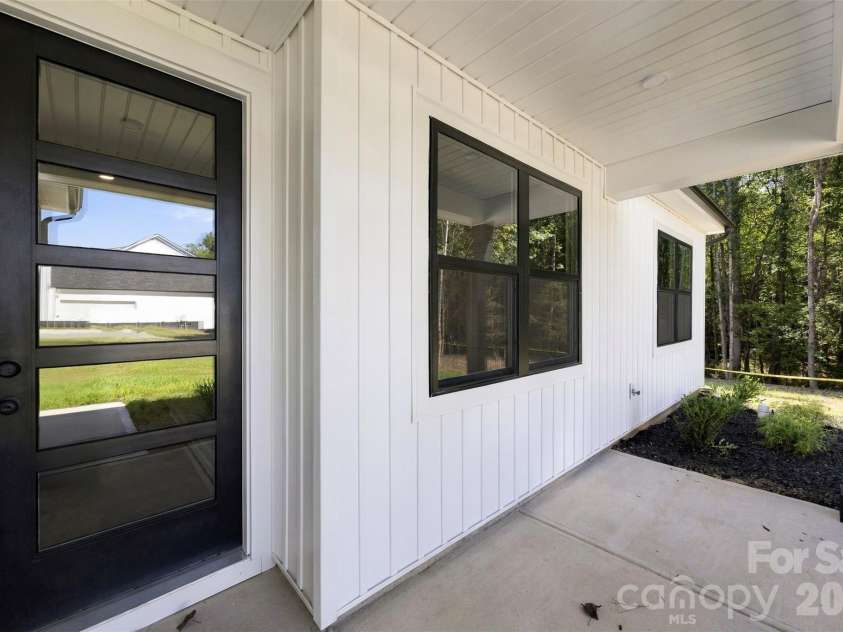 152 Mccarver Road, Gastonia, NC 28056.  MLS# CAR4424843, YatesRealty ID 54046. 