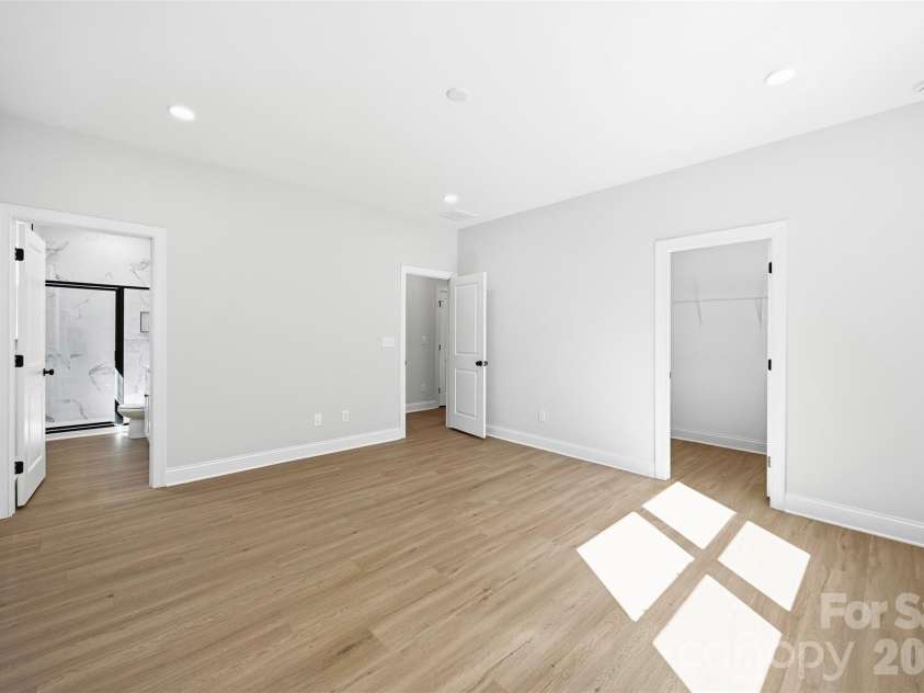 152 Mccarver Road, Gastonia, NC 28056.  MLS# CAR4424843, YatesRealty ID 54046. 