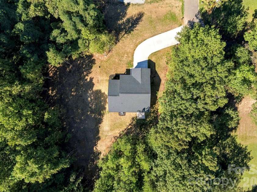 152 Mccarver Road, Gastonia, NC 28056.  MLS# CAR4424843, YatesRealty ID 54046. 
