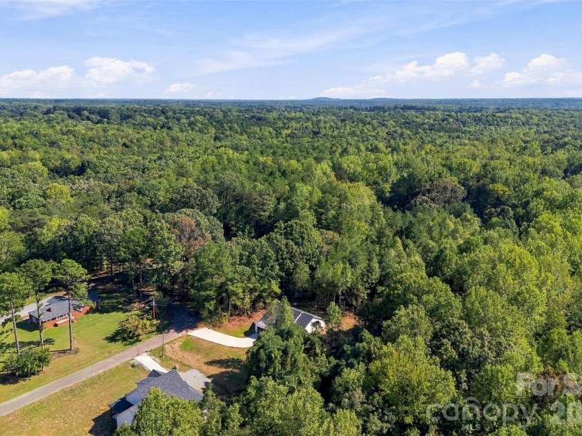 152 Mccarver Road, Gastonia, NC 28056.  MLS# CAR4424843, YatesRealty ID 54046. 