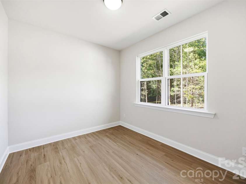 152 Mccarver Road, Gastonia, NC 28056.  MLS# CAR4424843, YatesRealty ID 54046. 