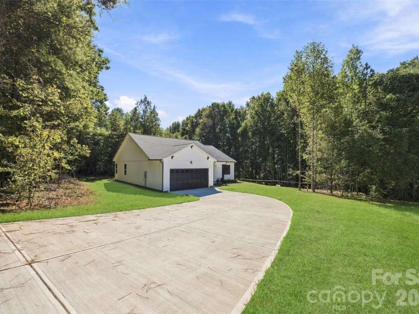 152 Mccarver Road, Gastonia, NC 28056.  MLS# CAR4424843, YatesRealty ID 54046. Virtual grass