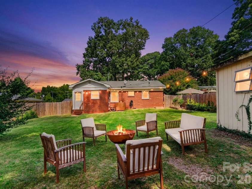 3857 Whitehall Drive, Charlotte, NC 28208.  MLS# CAR4430145, YatesRealty ID 54047. 