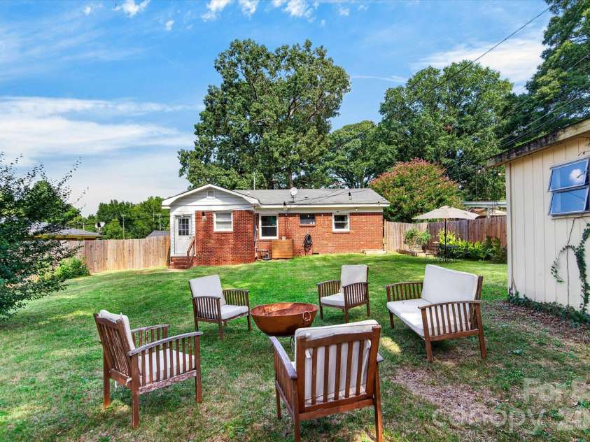 3857 Whitehall Drive, Charlotte, NC 28208.  MLS# CAR4430145, YatesRealty ID 54047. 