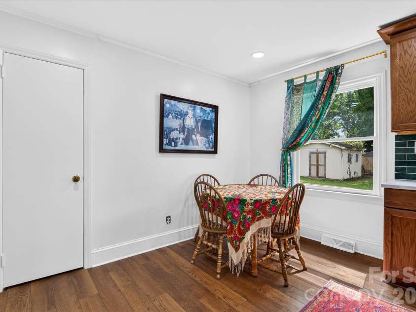 3857 Whitehall Drive, Charlotte, NC 28208.  MLS# CAR4430145, YatesRealty ID 54047. 
