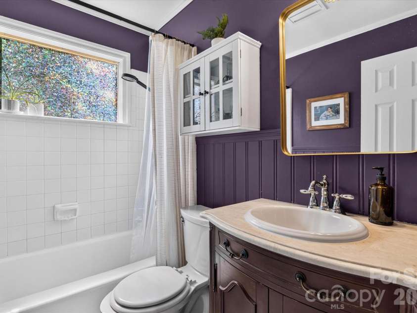 3857 Whitehall Drive, Charlotte, NC 28208.  MLS# CAR4430145, YatesRealty ID 54047. 