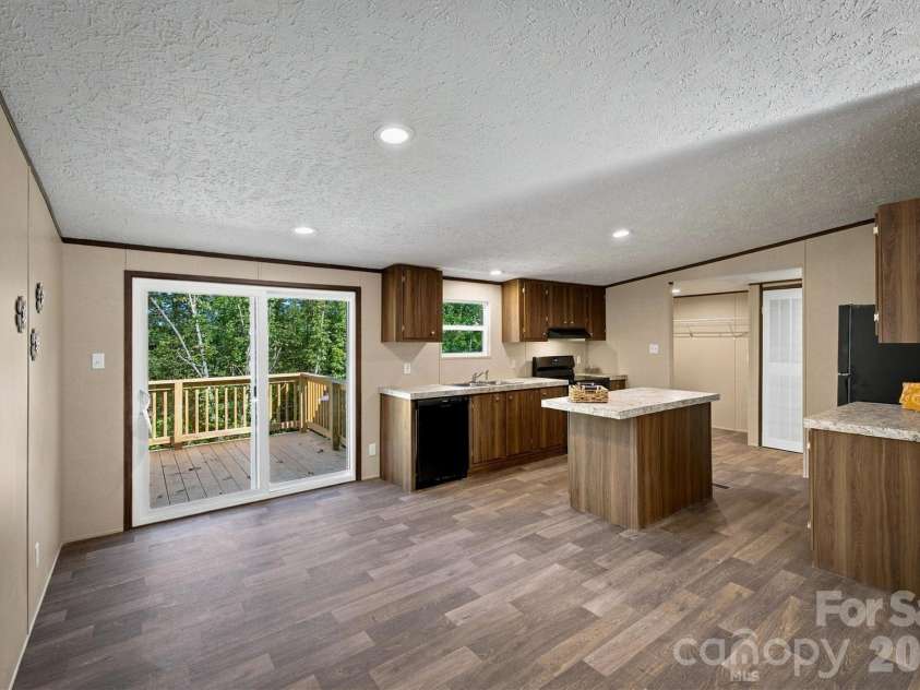 3065 Joshua Trail, Lenoir, NC 28645.  MLS# CAR4426454, YatesRealty ID 54048. 
