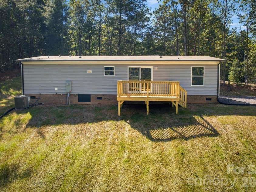 3065 Joshua Trail, Lenoir, NC 28645.  MLS# CAR4426454, YatesRealty ID 54048. 
