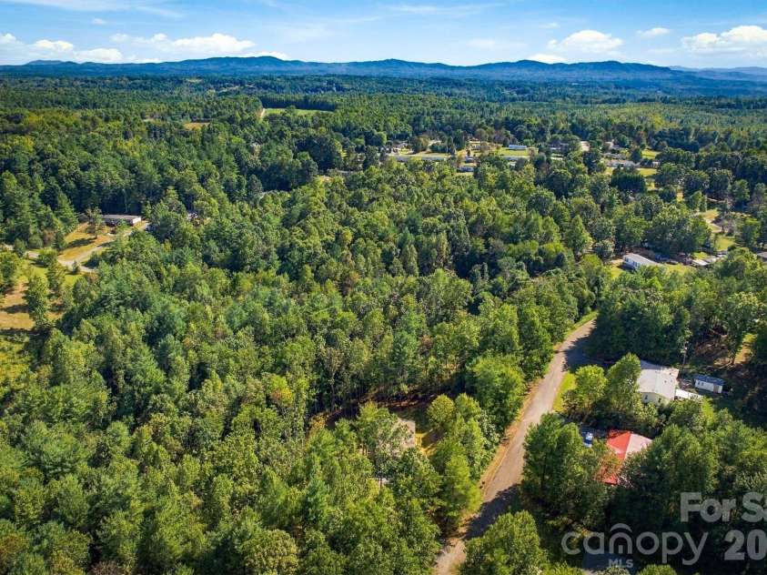 3065 Joshua Trail, Lenoir, NC 28645.  MLS# CAR4426454, YatesRealty ID 54048. 