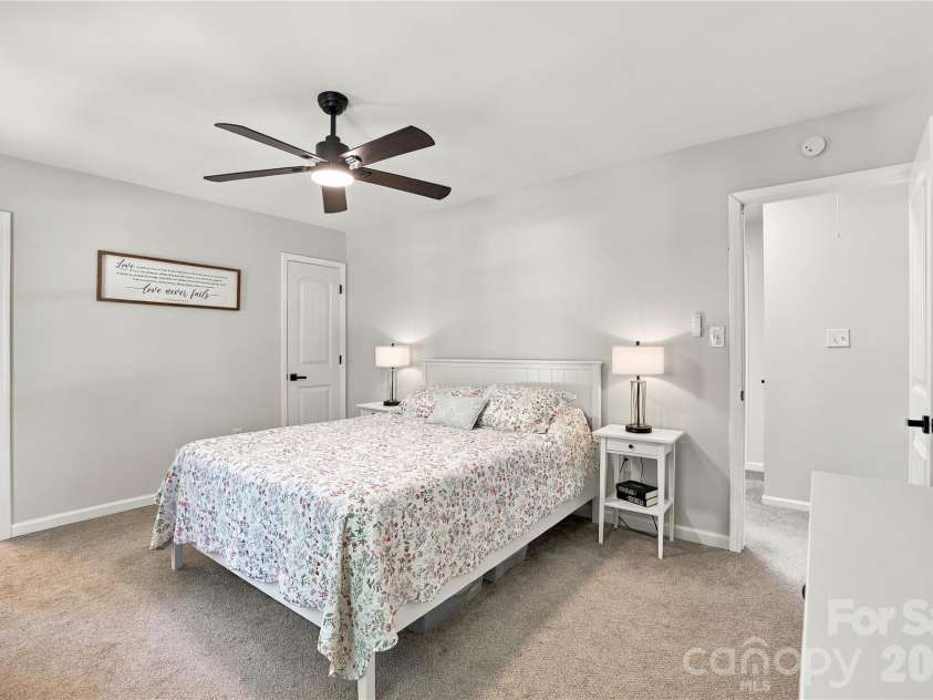 603 Winter Wood Drive, Matthews, NC 28105.  MLS# CAR4430174, YatesRealty ID 54050. 