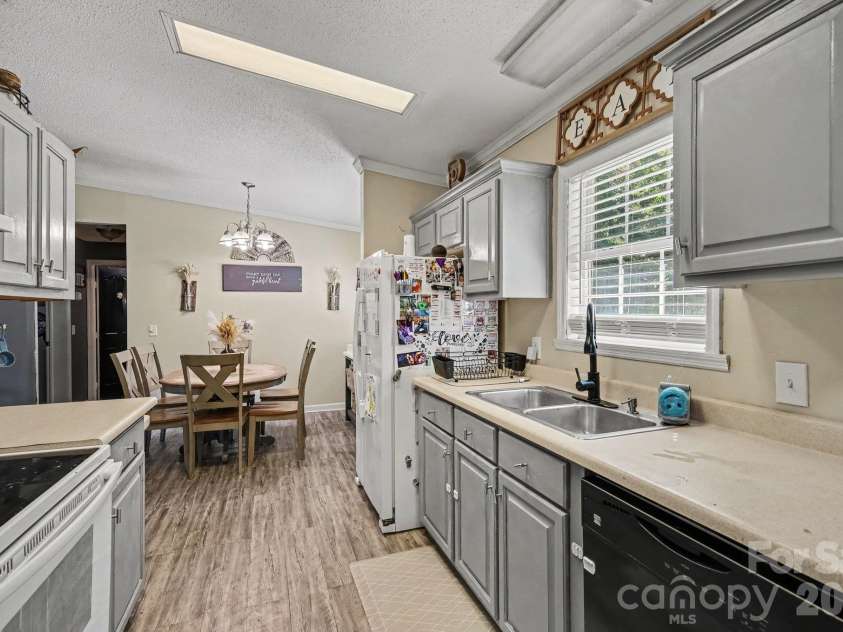 198 Smith Clemmer Road, Mount Holly, NC 28120.  MLS# CAR4417179, YatesRealty ID 54051. 