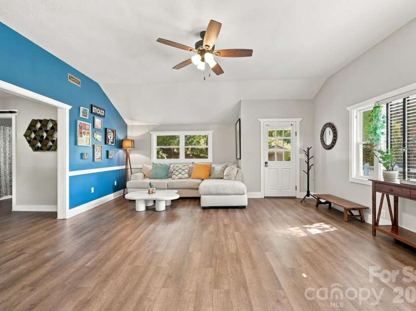 16 Warren Creek Road, Candler, NC 28715.  MLS# CAR4427483, YatesRealty ID 54052. 