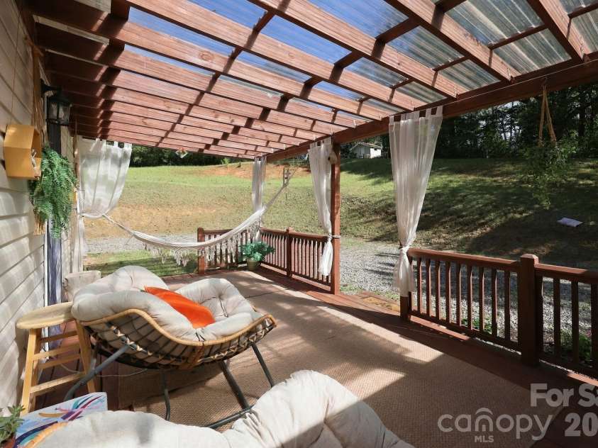 16 Warren Creek Road, Candler, NC 28715.  MLS# CAR4427483, YatesRealty ID 54052. 