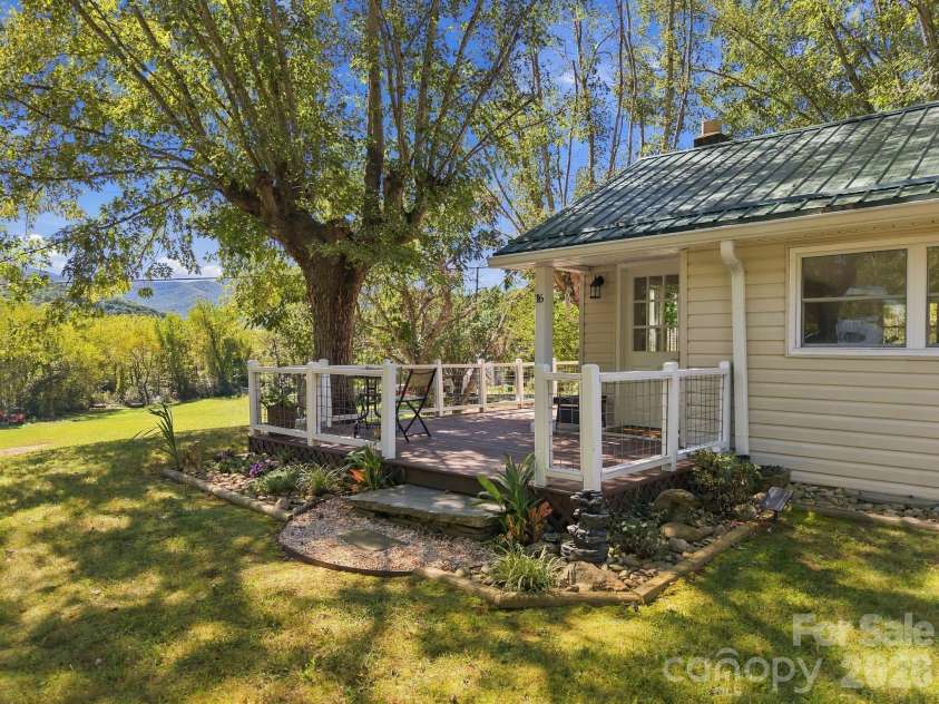 16 Warren Creek Road, Candler, NC 28715.  MLS# CAR4427483, YatesRealty ID 54052. 