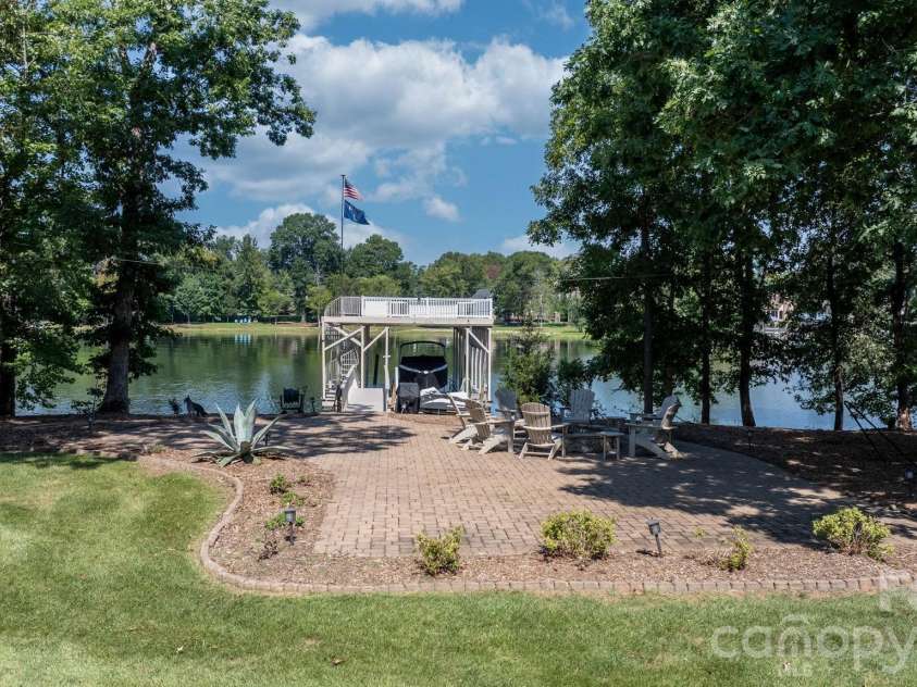 9305 White Ibis Court, Belmont, NC 28012.  MLS# CAR4415295, YatesRealty ID 54053. 
