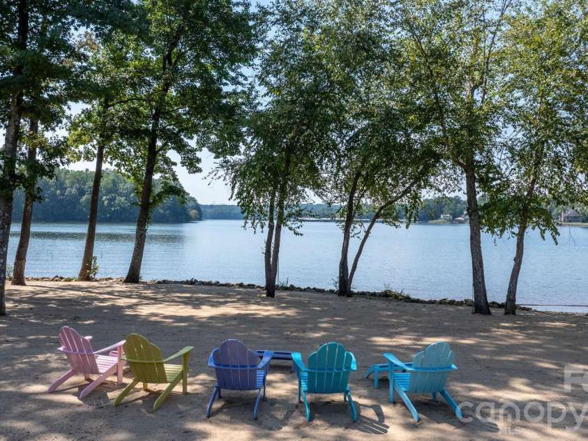 9305 White Ibis Court, Belmont, NC 28012.  MLS# CAR4415295, YatesRealty ID 54053. 