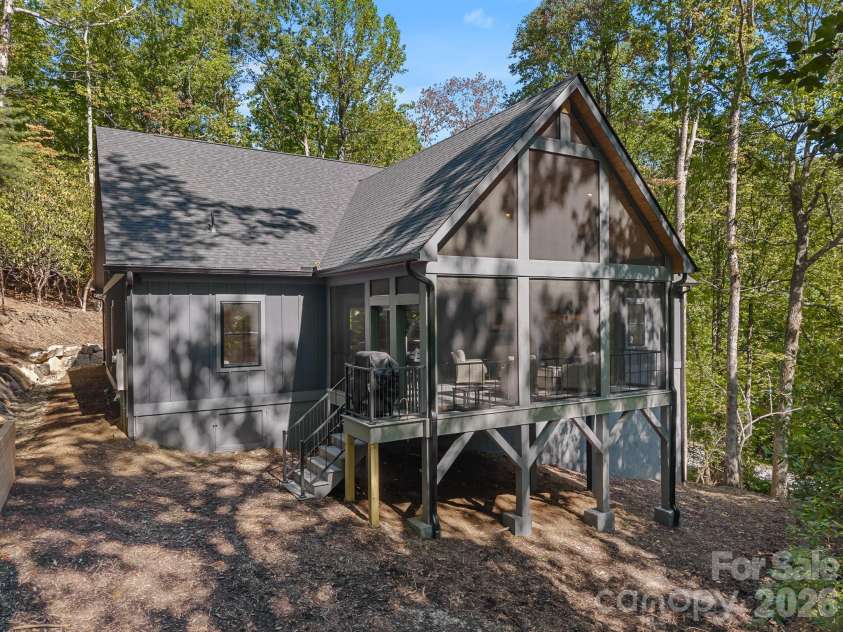 15 Moytoy Lane, Brevard, NC 28712.  MLS# CAR4429647, YatesRealty ID 54054. 