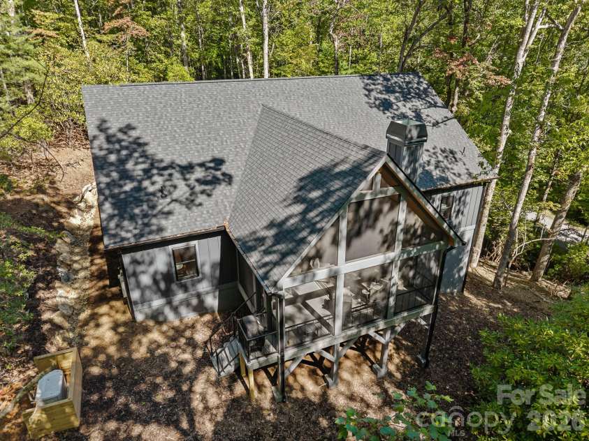 15 Moytoy Lane, Brevard, NC 28712.  MLS# CAR4429647, YatesRealty ID 54054. 