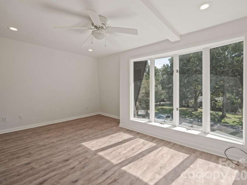 10111 Withers Road, Charlotte, NC 28278.  MLS# CAR4429841, YatesRealty ID 54055. Upstairs Loft/Flex Space