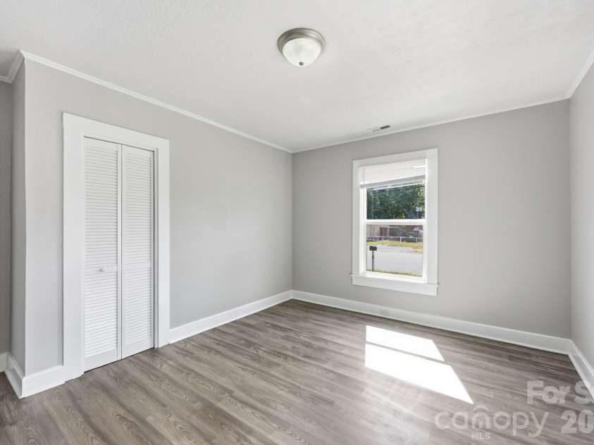 1006 C Street, Kannapolis, NC 28081.  MLS# CAR4430307, YatesRealty ID 54057. 